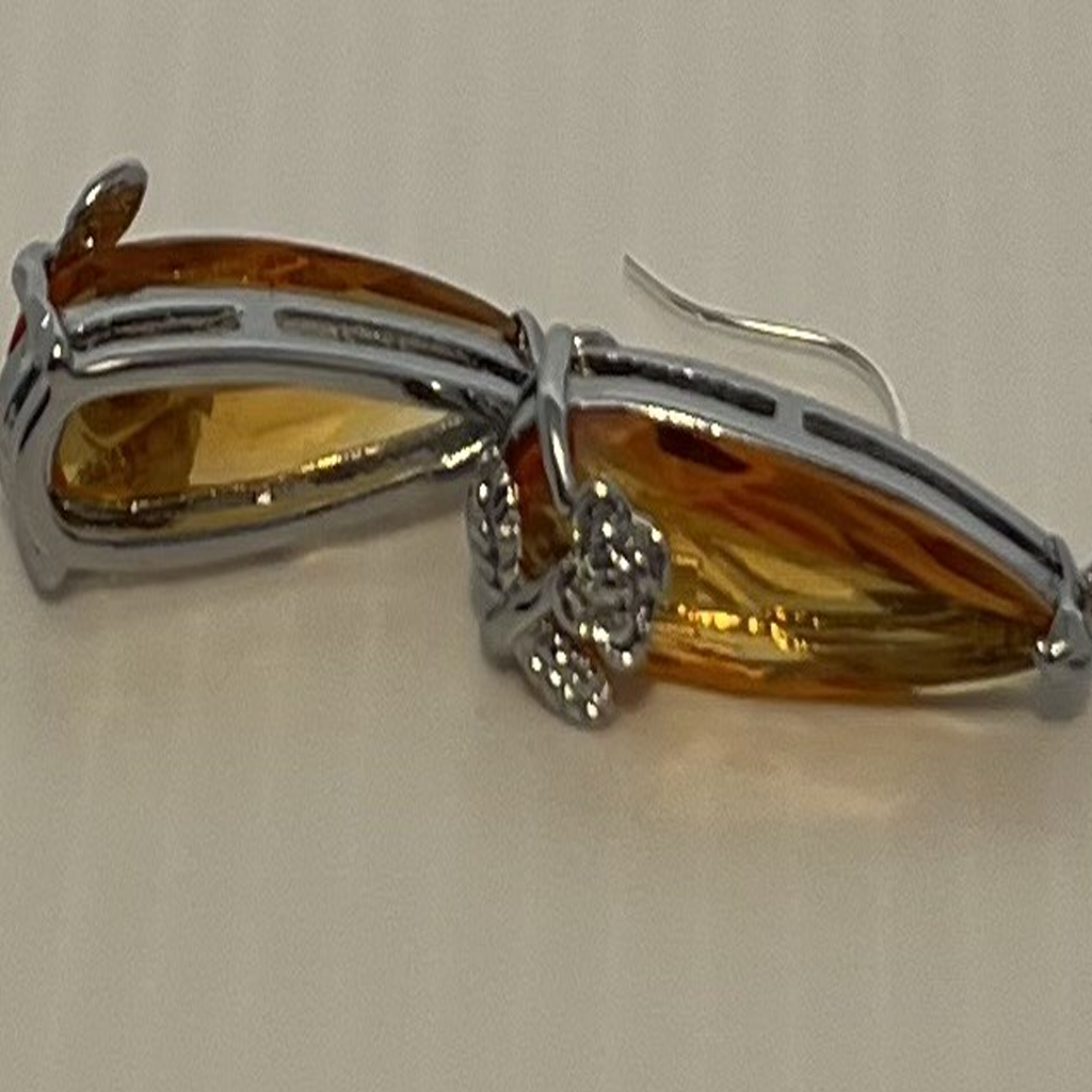 Elegant Flower-Orange Drop Earrings