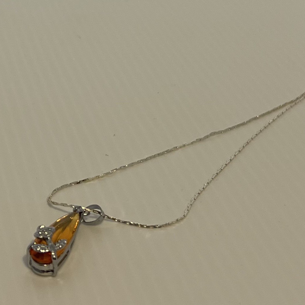 Elegant Flower-Orange Pendant Silver Toned Necklace