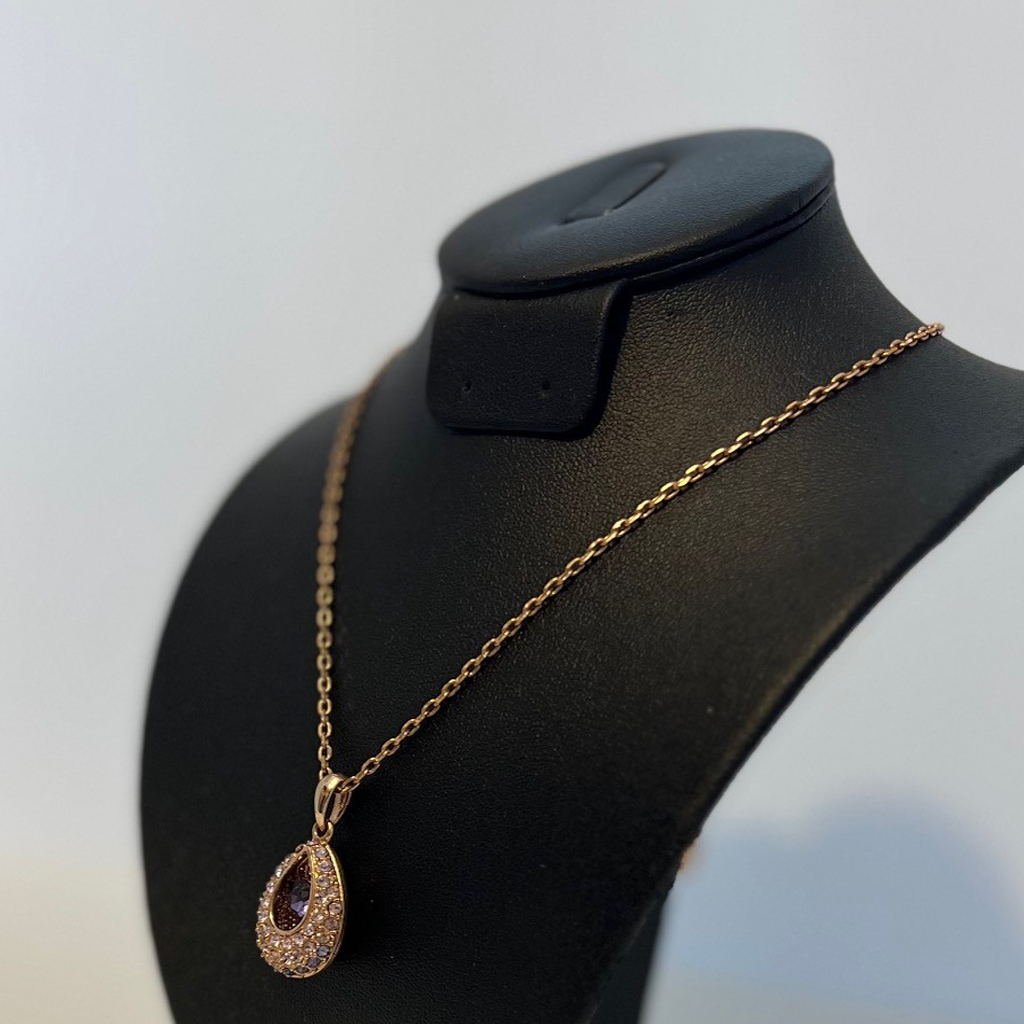 Elegant Gold and Bluish-Purple Teardrop Pendant Necklace