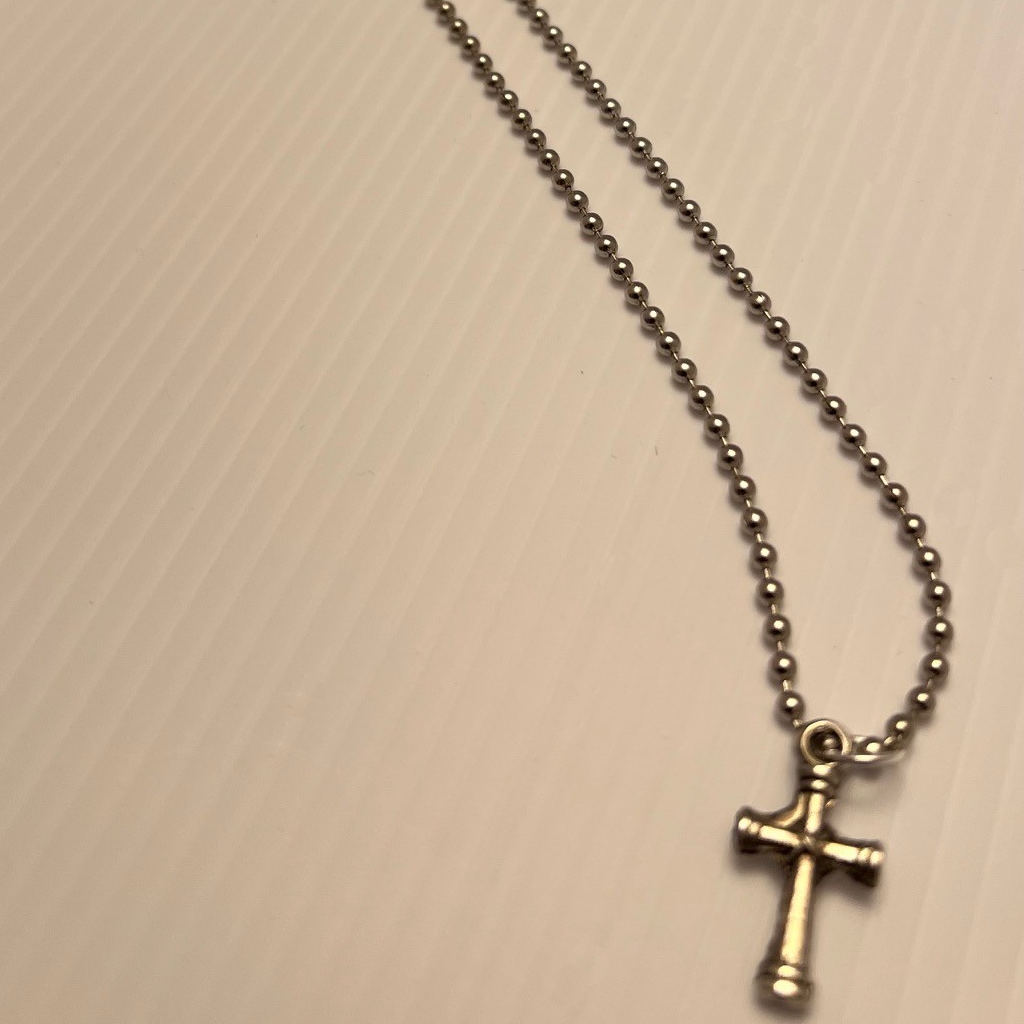 Elegant Silver Toned Cross Pendant Necklace