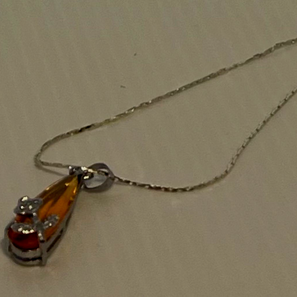 Elegant Flower-Orange Pendant Silver Toned Necklace