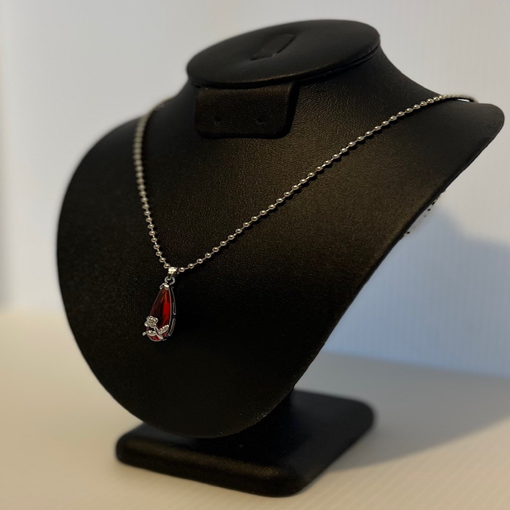 Elegant Flower-Red Pendant Silver Toned Necklace