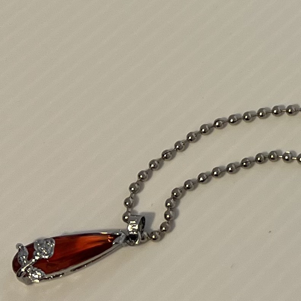 Elegant Flower-Red Pendant Silver Toned Necklace